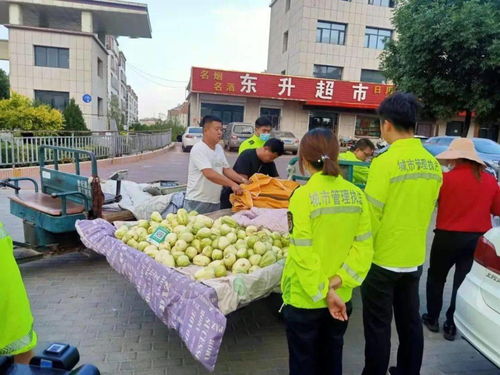 白加黑 五加二 持续开展占道经营整治行动